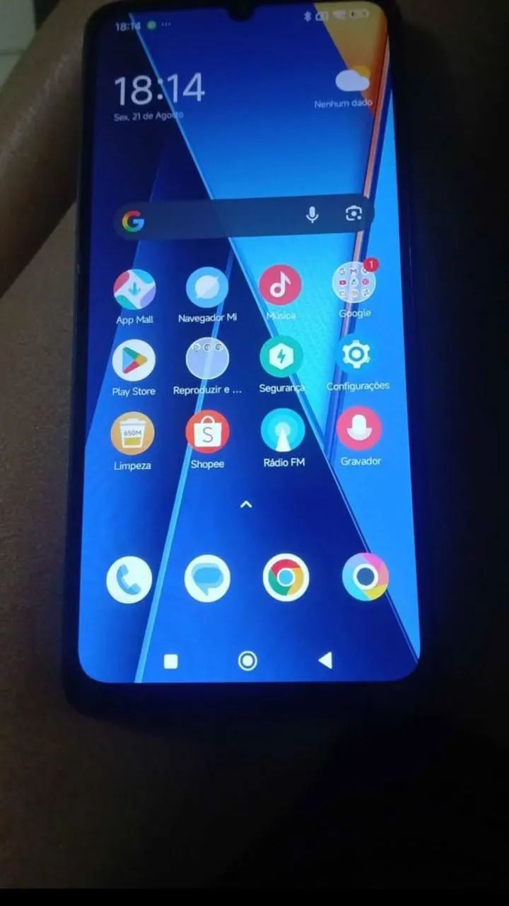Vende celular zerado 