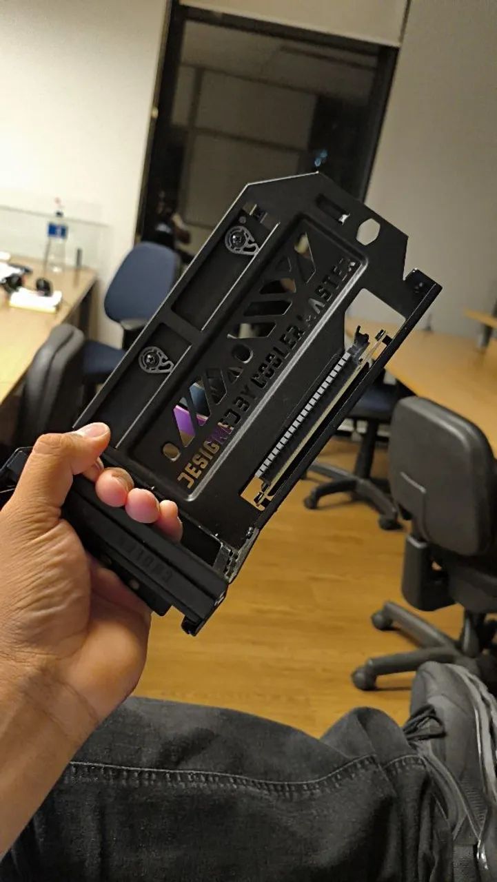 Suporte Vertical Cooler Master  - Foto 3