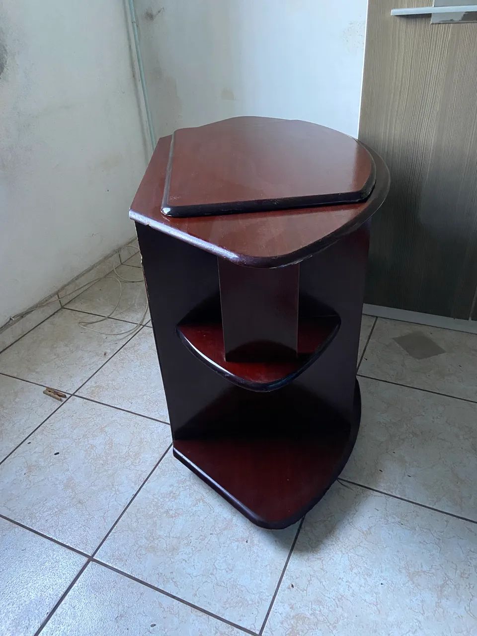 Rack giratório em ótimo estado  - Foto 3