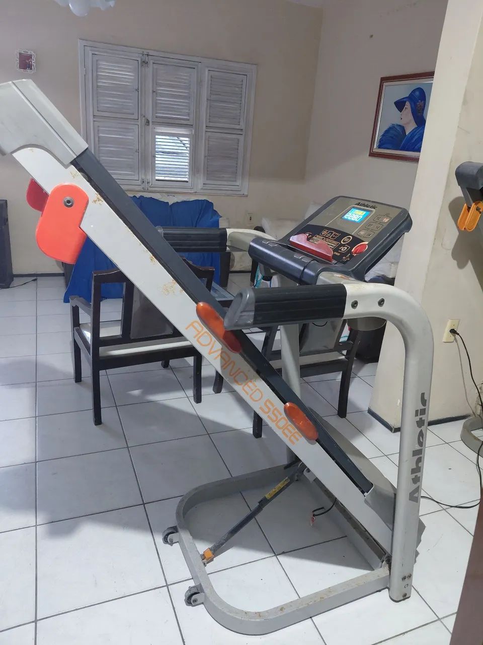 Esteira Athletic Advanced 550EE!! - Foto 5