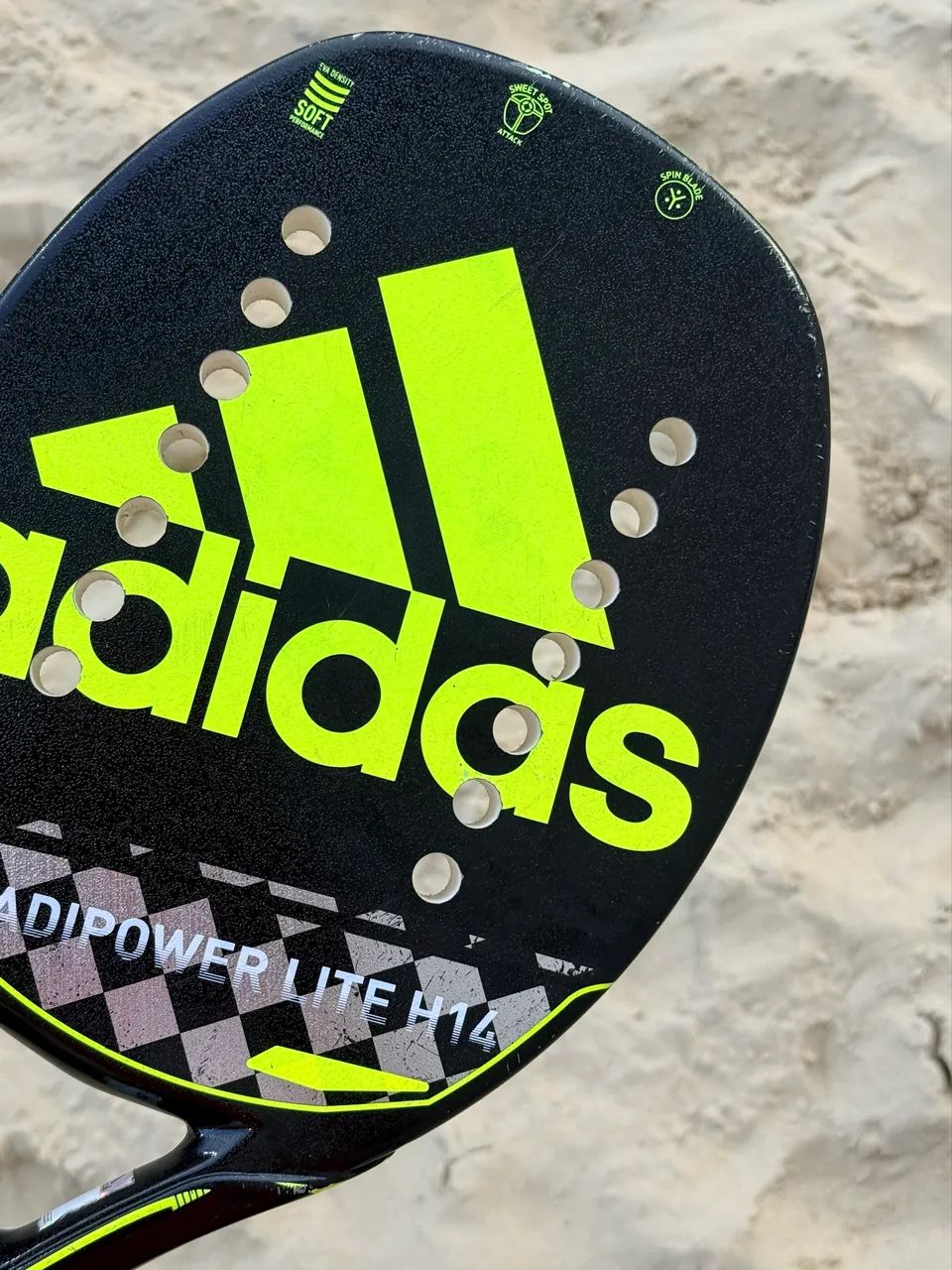 RAQUETE BEACH TENNIS ADIDAS ADIPOWER LITE - Esportes de Quadra e