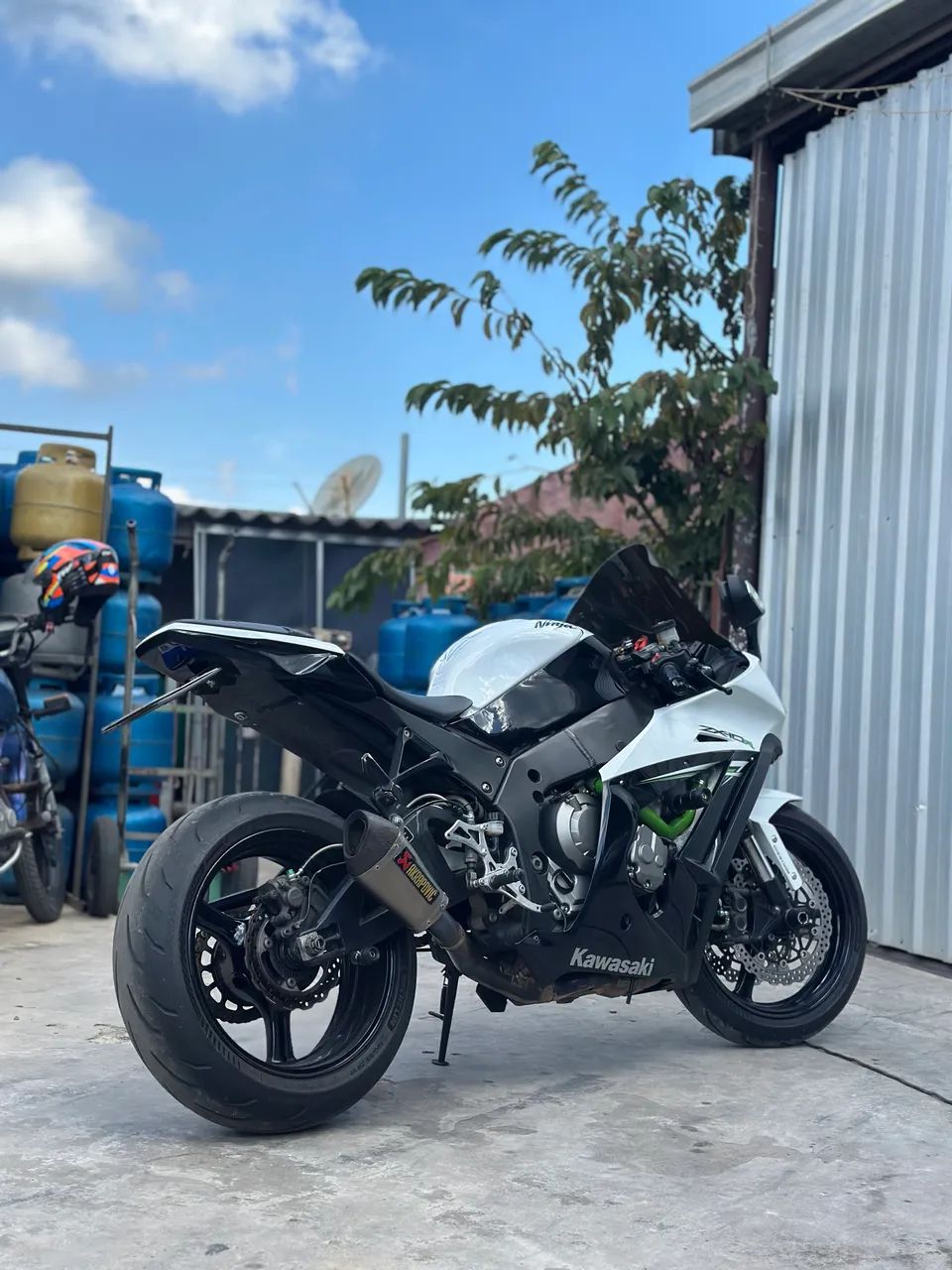 Kawasaki Zx-10/ Zx-10r 1000cc 2013 - 1504618710 | OLX