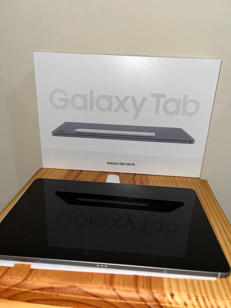 Tablet Samsung S10 FE, 8gb, 128gb, cor cinza.