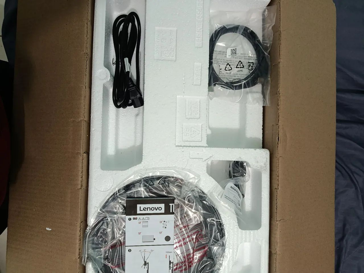Monitor Lenovo ThinkVision S22e-18 (NOVO) - Foto 3
