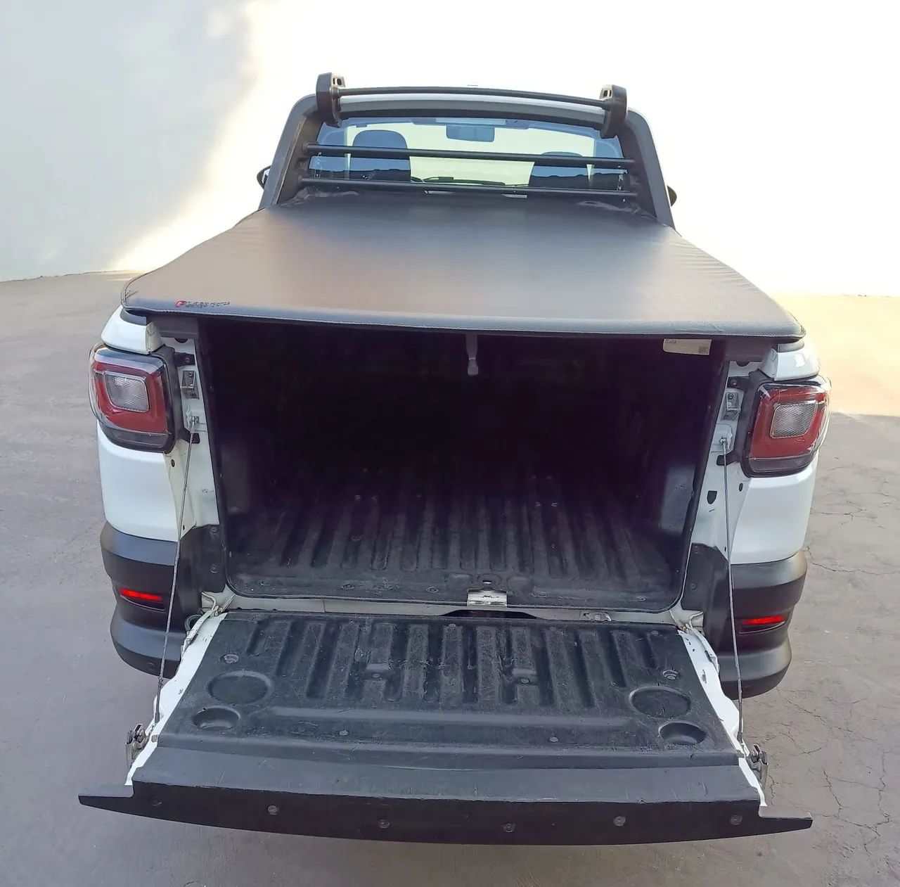 Fiat Strada Endurance 1.4 Flex 8V CS Plus 2023 - Foto 4