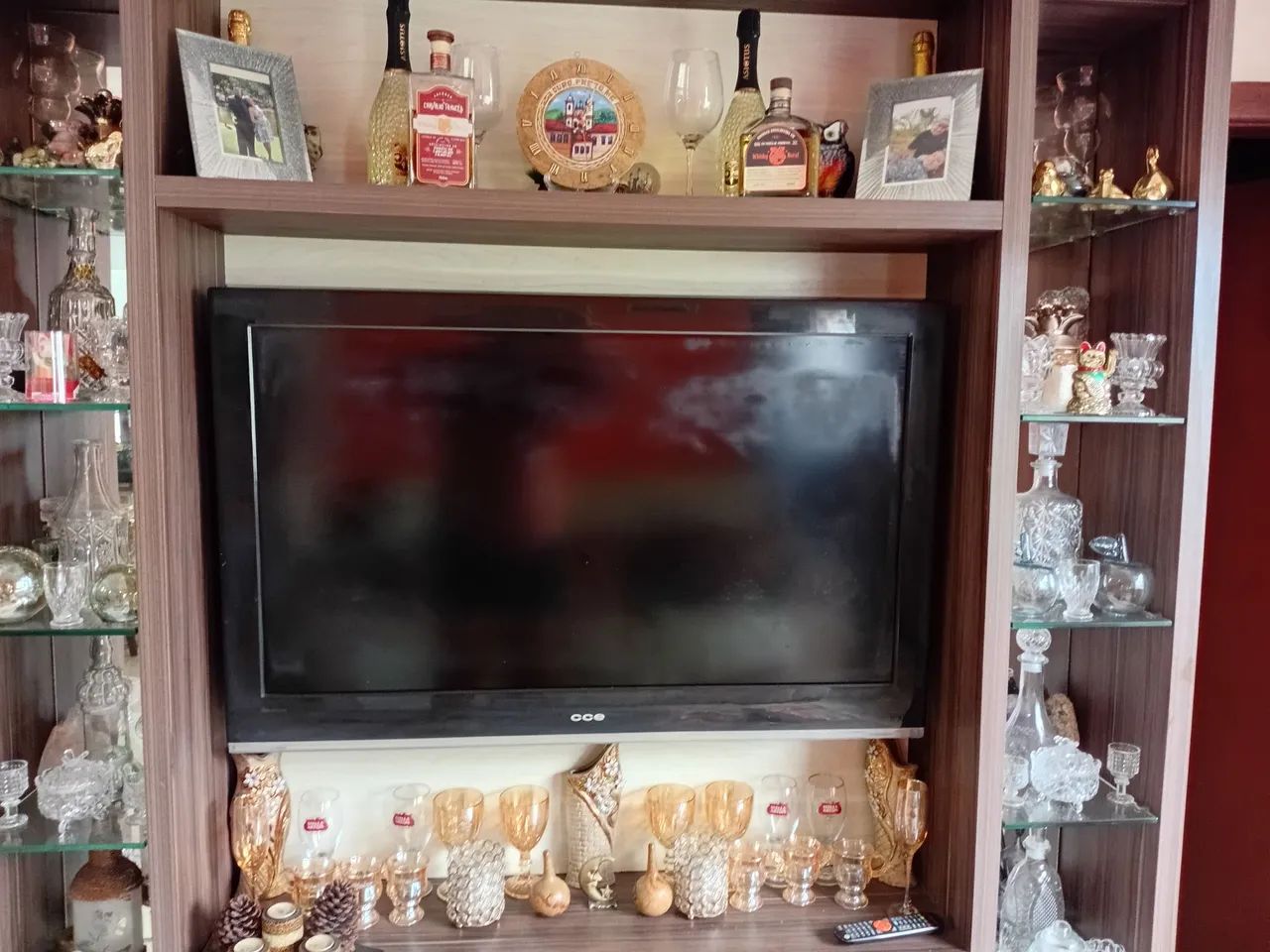 Tv LCD 48 polegadas.