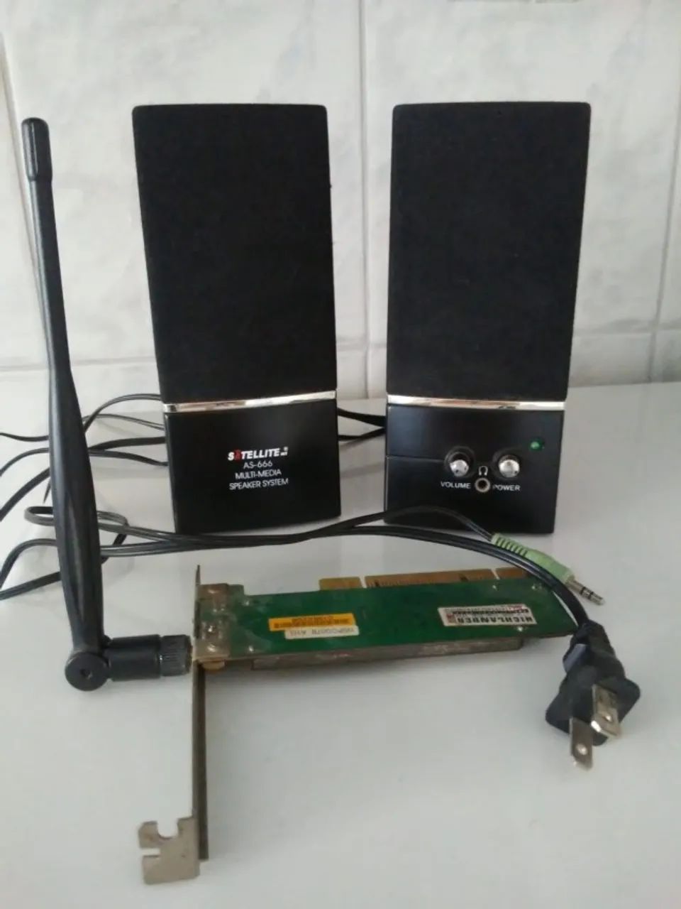 Gabinete Satélite e peças - Foto 2