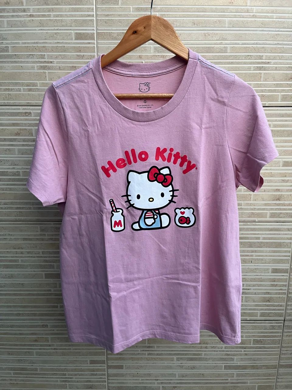 Camiseta Hello Kitty