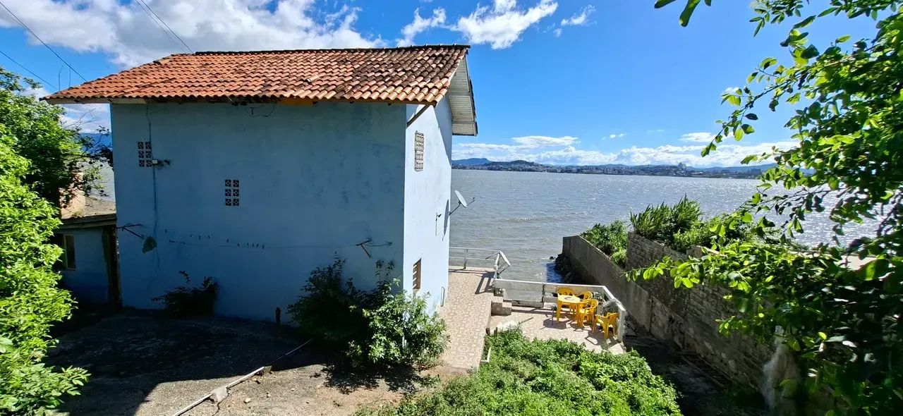 ZA - TERRENO COM CASA À BEIRA-MAR  Centro, Florianópolis - Foto 3