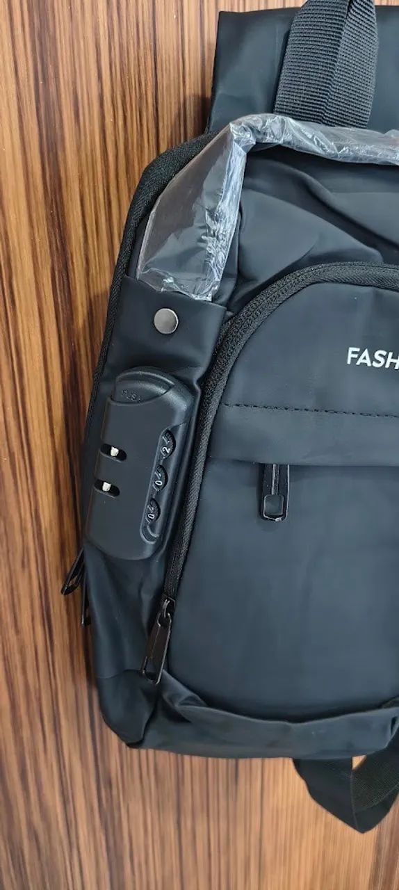 BOLSA TRANSVERSAL ANTIFURTO - ESTILO, SEGURANÇA E PRATICIDADE! - Foto 2