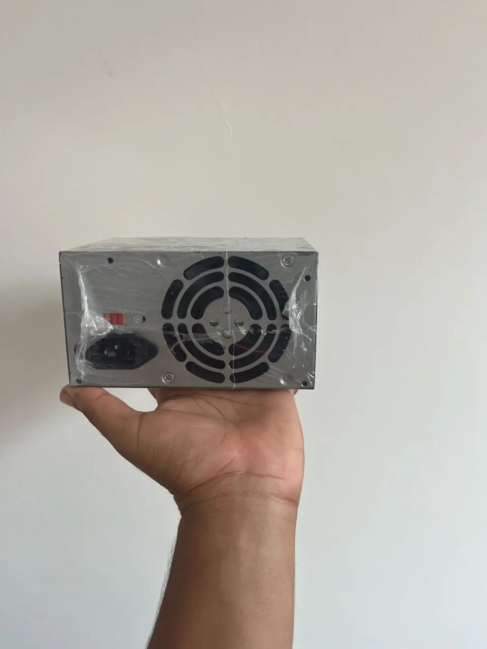 Fonte tronos 230w - Foto 3
