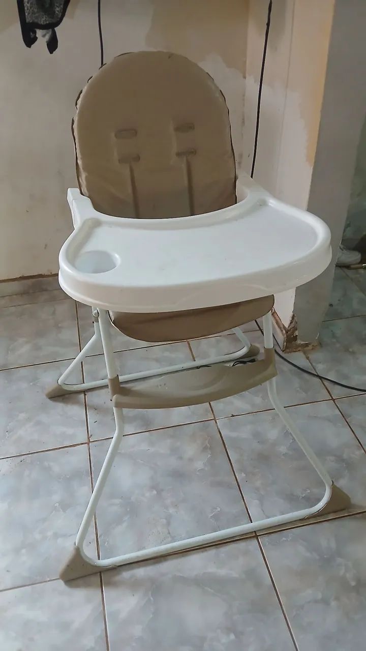 Cadeira de alimentação  - Foto 3