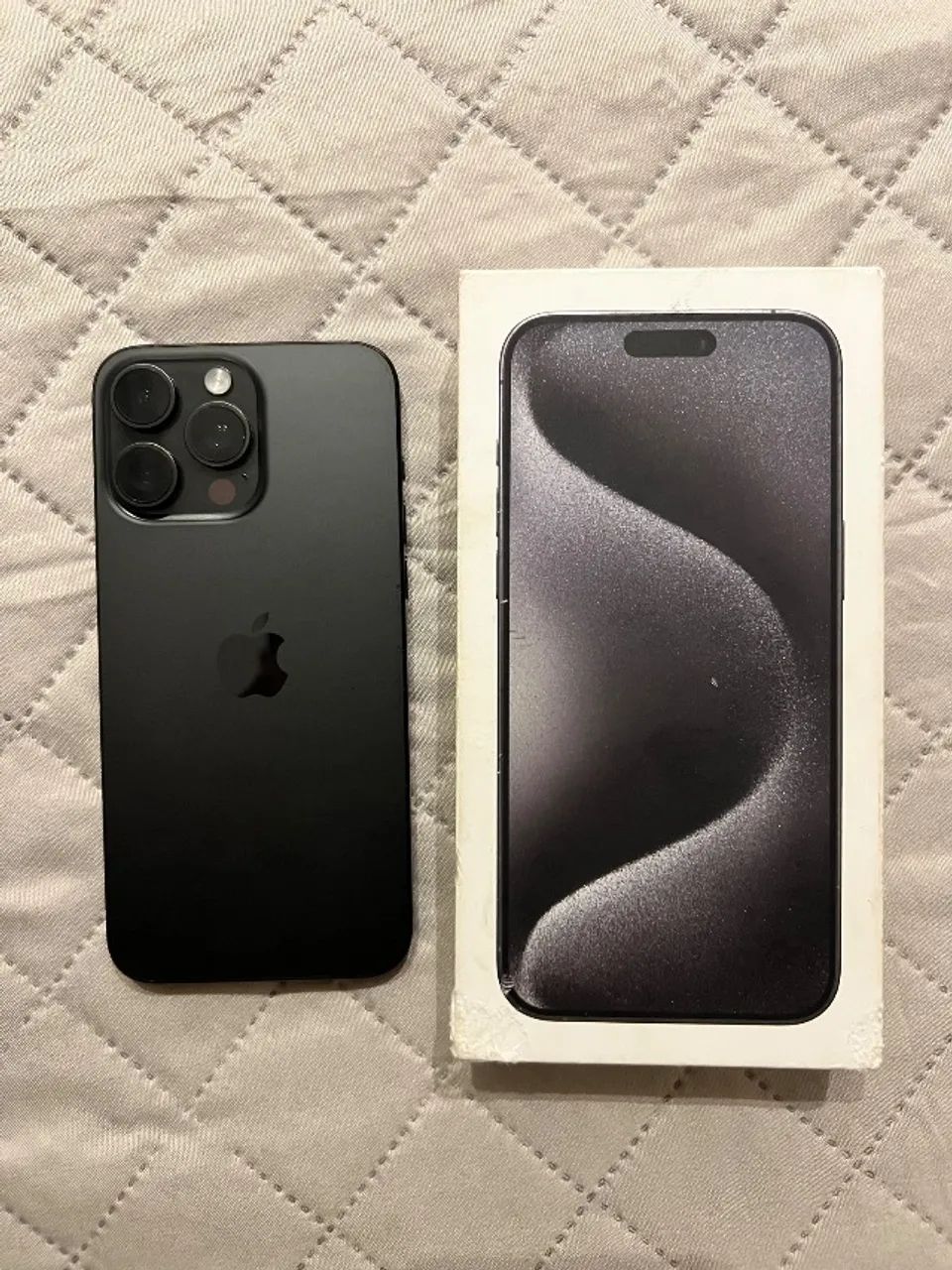 Iphone 15 pro max 256 perfeito