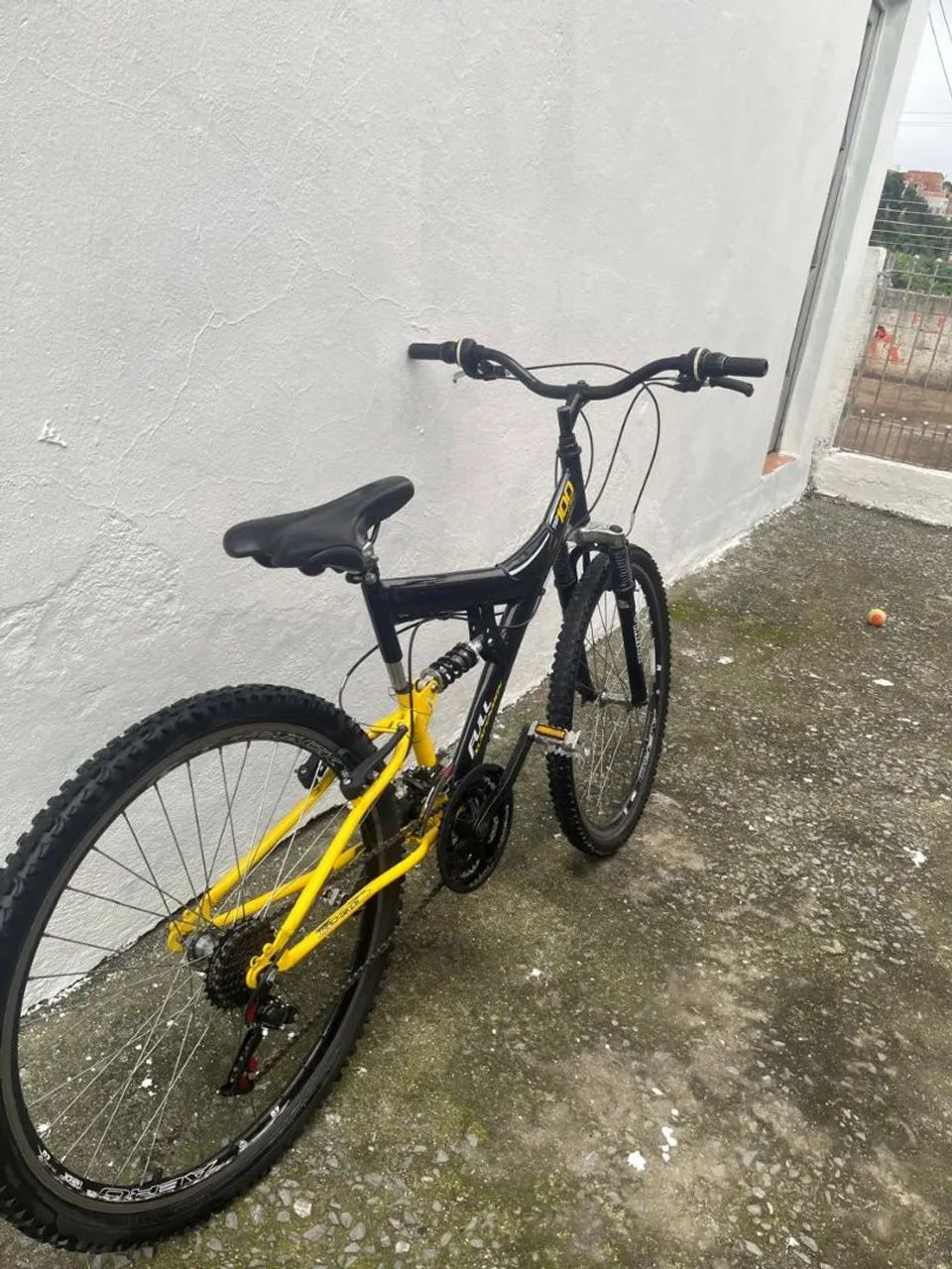 Vendo ou troco!!  bike Tracker - Foto 3