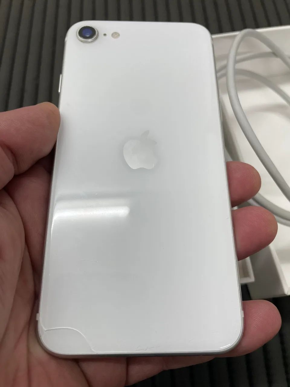 Vendo iPhone SE 64GB - Celulares e Smartphones - Bingen