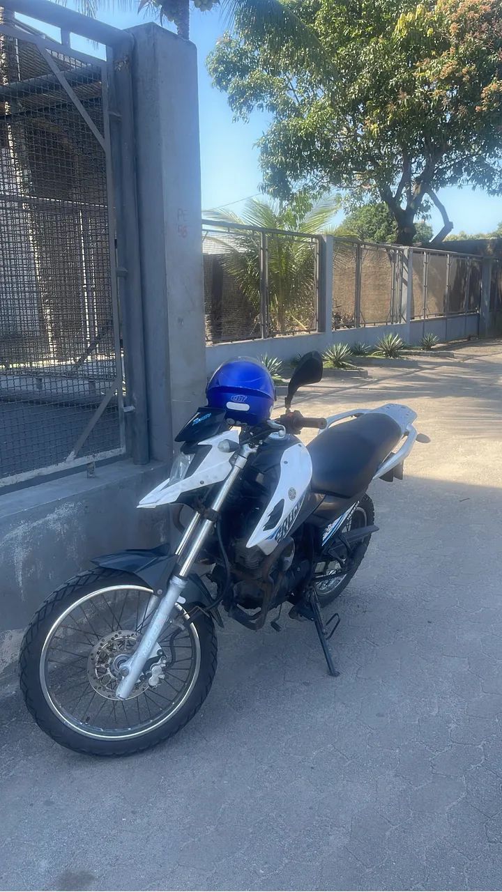 XTZ SEMI NOVA
