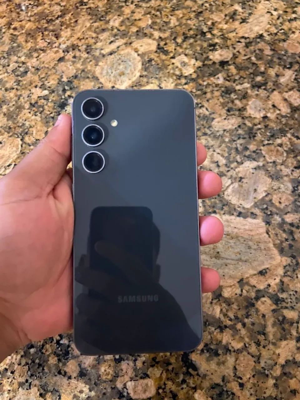 S23 FE 256gb + 8 de ram 