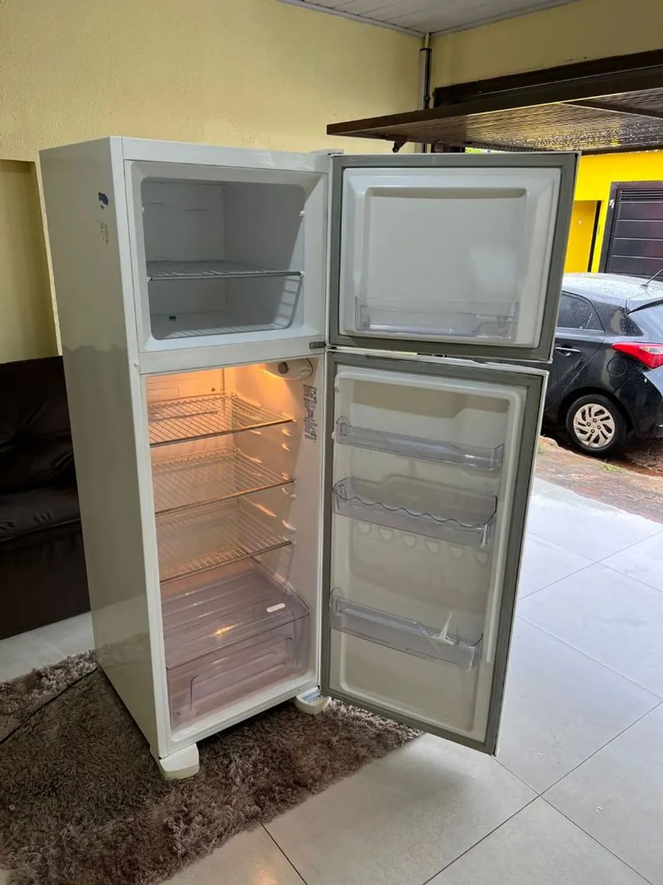Geladeira Electrolux 362 litros seco em ótimo estado ((ENTREGO GRÁTIS)) - Foto 4