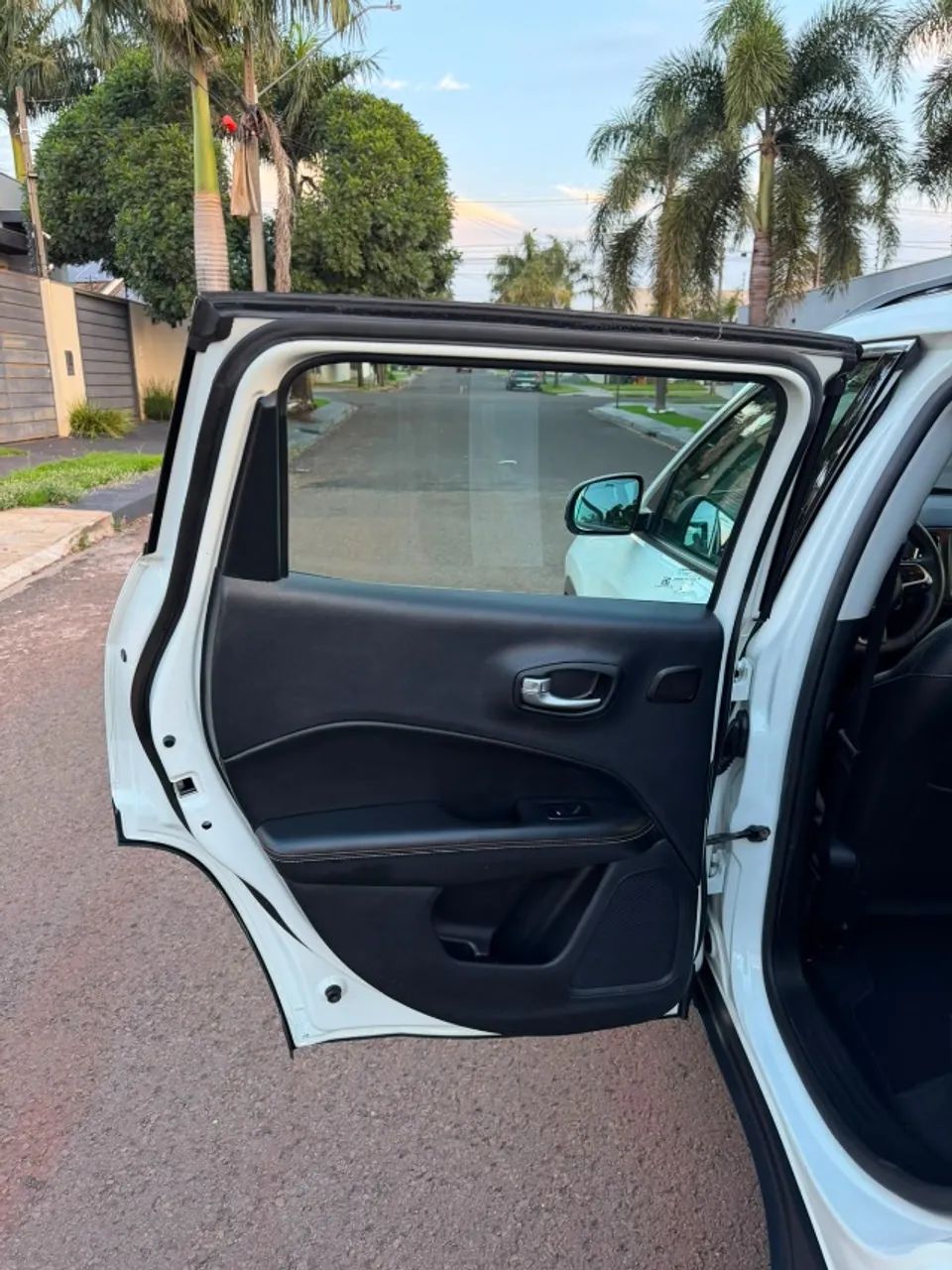 Jeep Compass Longitude 2.0 4X2 Flex 16V Aut. 2018 - Foto 3