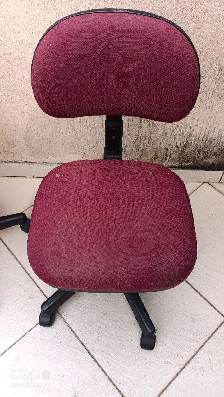 Cadeira para escritório. 