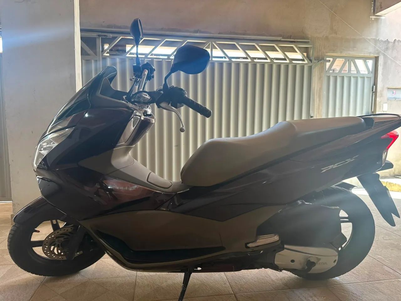 Pcx DLX 2018 - Foto 2
