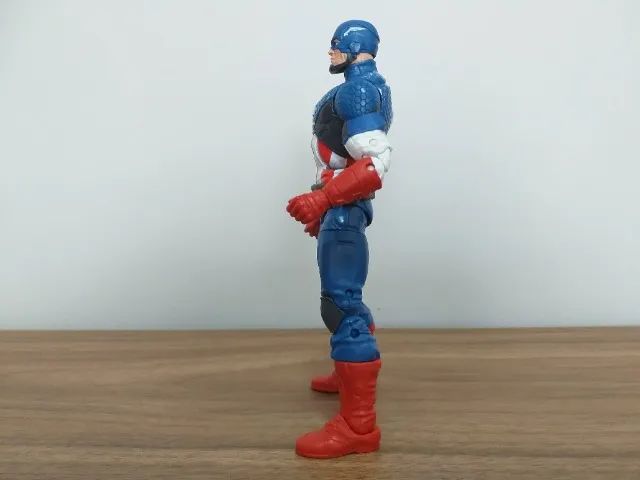 Boneco Capitão América Marvel Legends - Foto 4