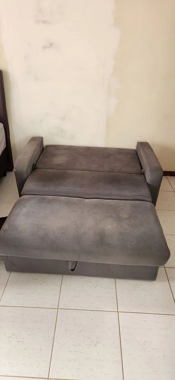 Vende-se - Sofá-cama 140cm com Baú  - Foto 2