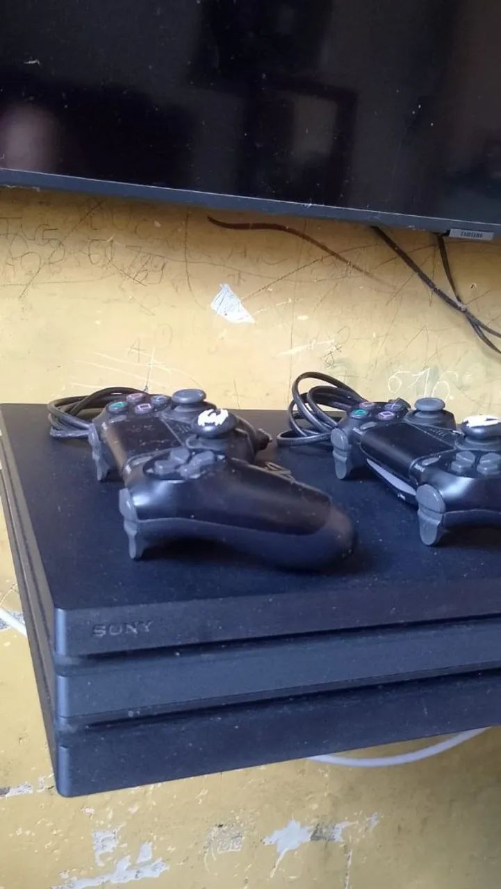 Vendo ps4 pro em perfeito estado - Foto 4