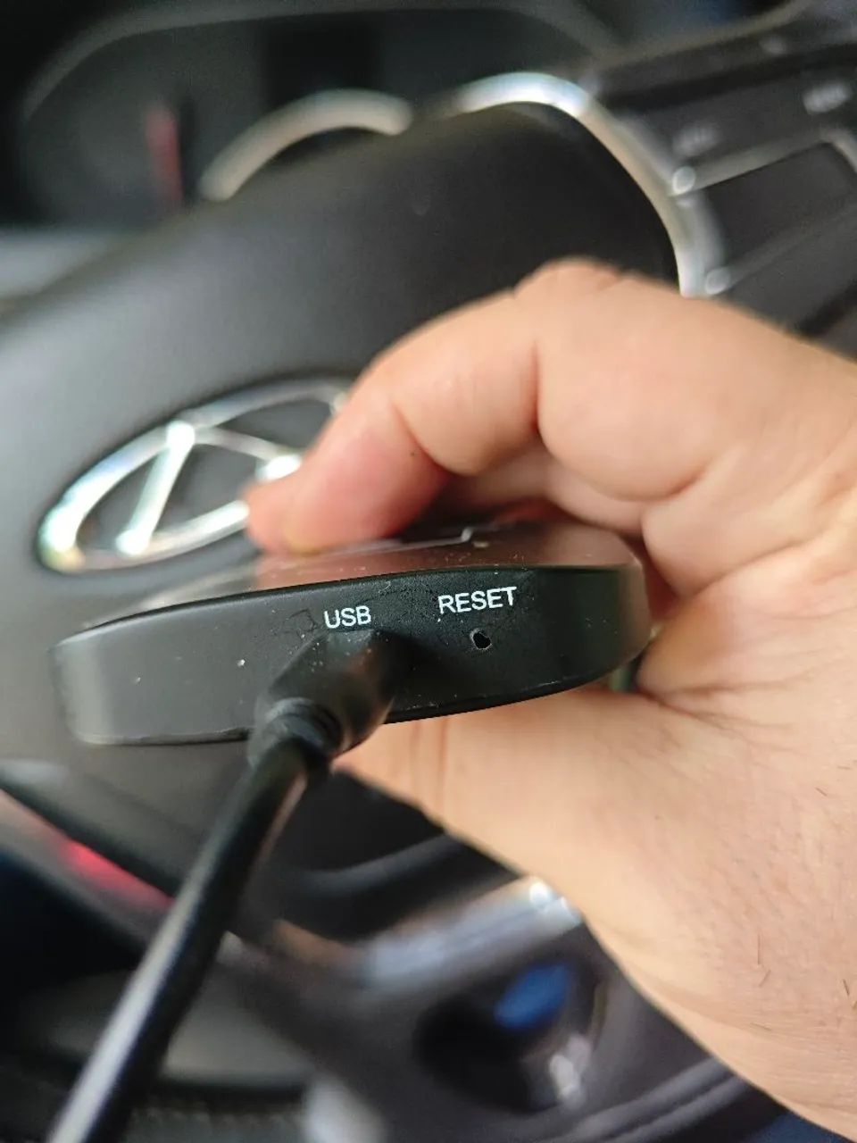Adaptador Wireless CarPlay & Android Auto 2 em 1 - Foto 2