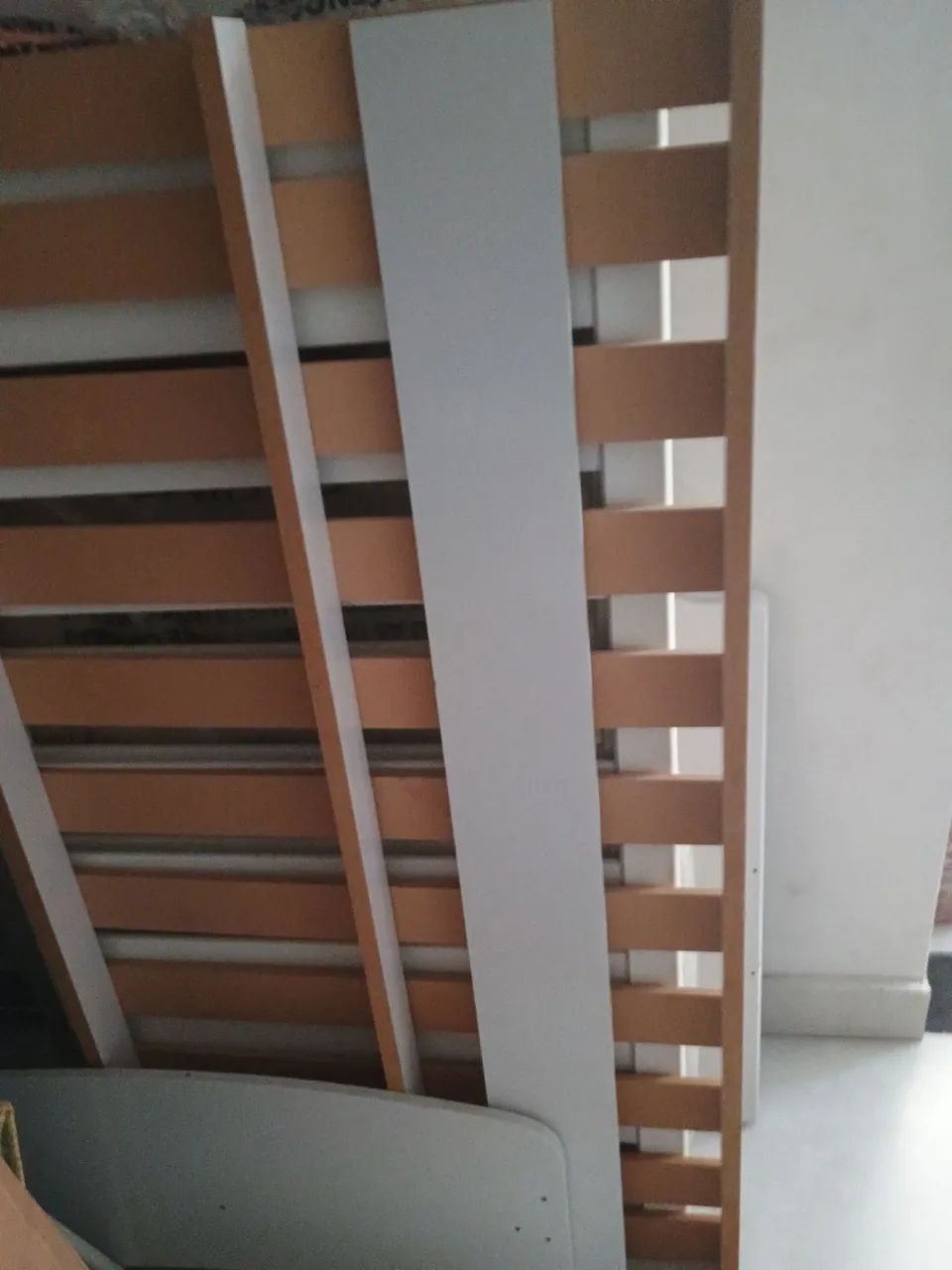 Berço com colchão 