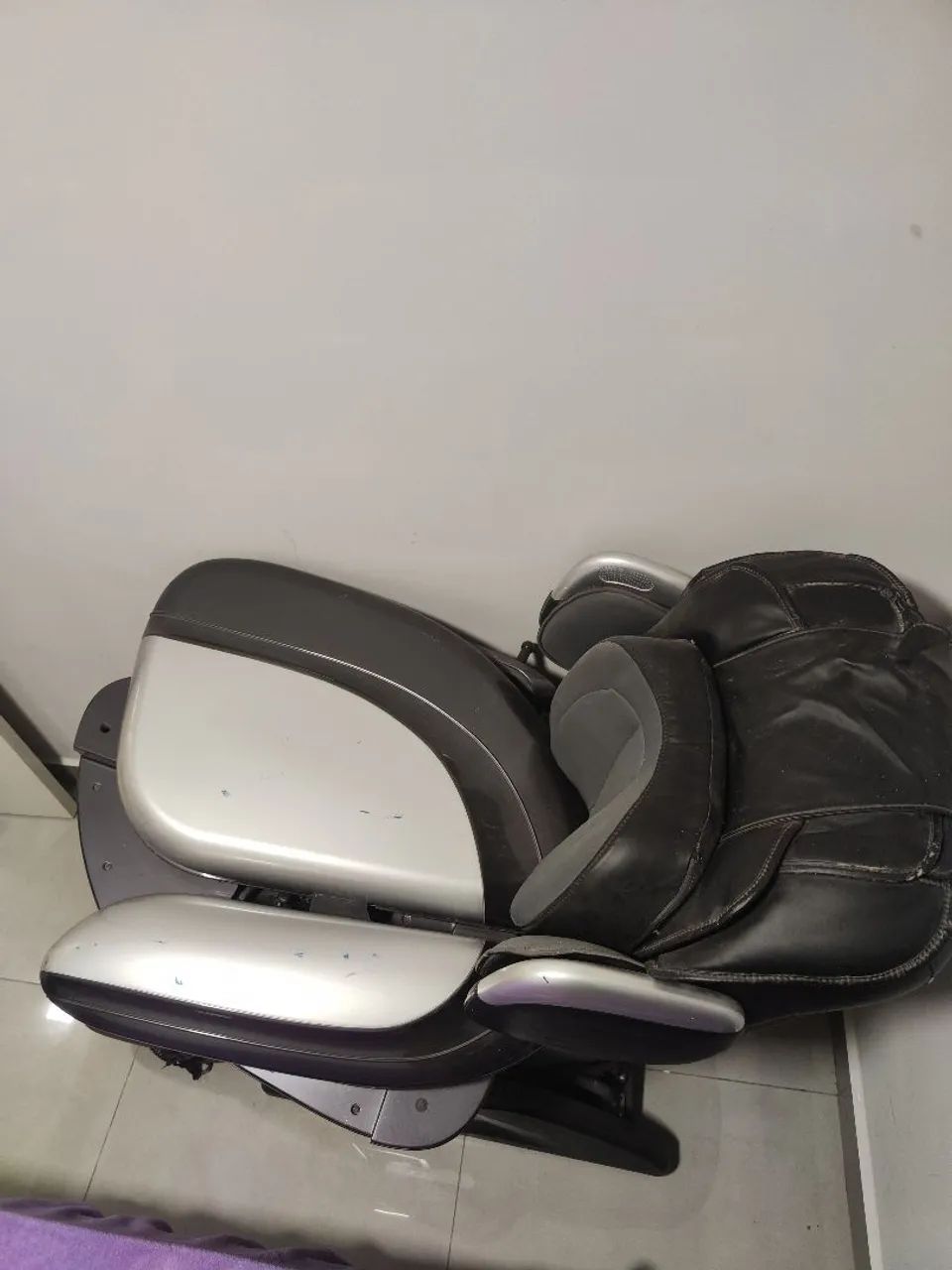 Vendo poltrona de massagem  - Foto 3