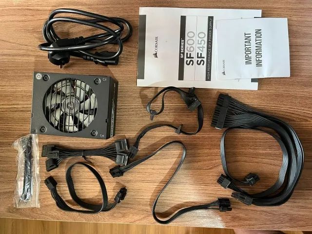 Fonte Corsair SFX 600W SF600 Full Modular 80 Plus Gold - Foto 3