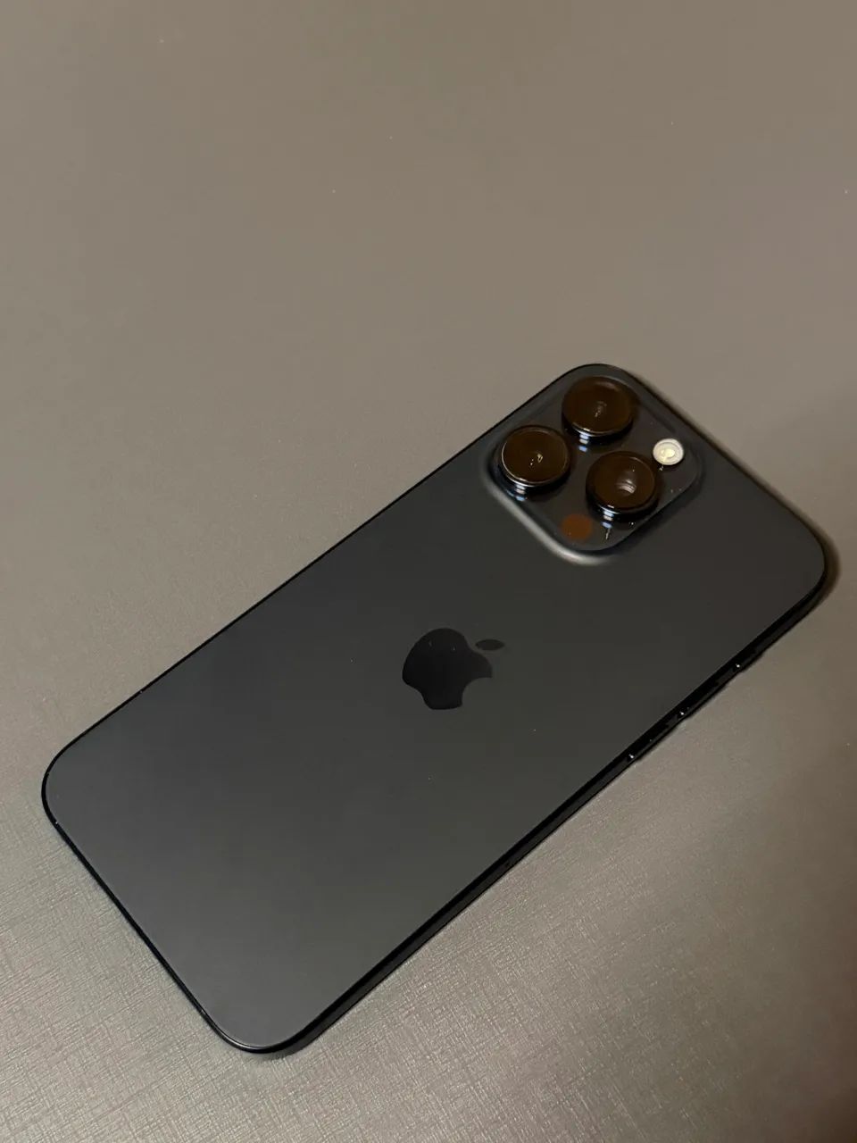 iPhone 15 pro Max 256 - Foto 4