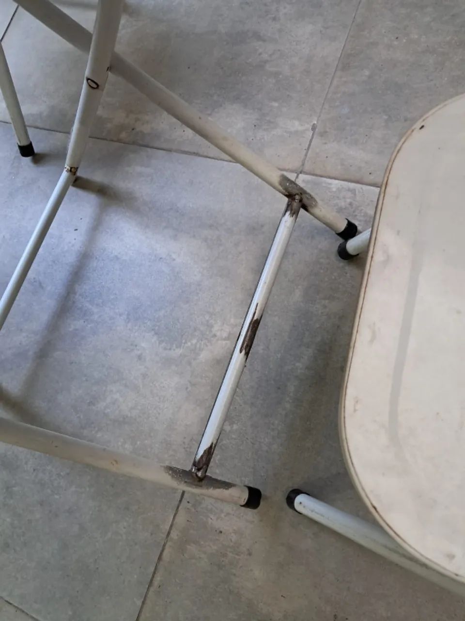 Conjunto Mesa e Cadeira Infantil Usado - Foto 3