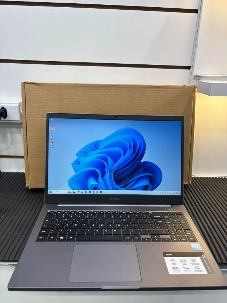 Notebook - Samsung i7 11° Geração- 12 GB RAM - 128 SSD - Notebooks