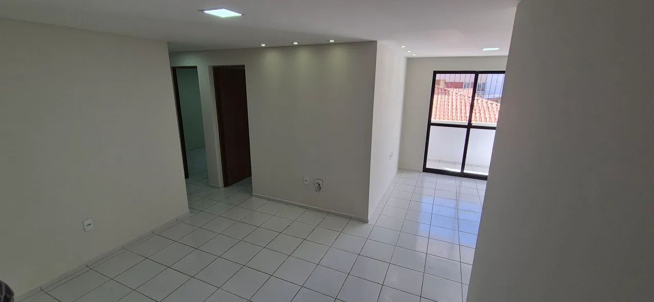Apartamento - Ventilado - 1° andar - próximo às 3 ruas - Foto 4