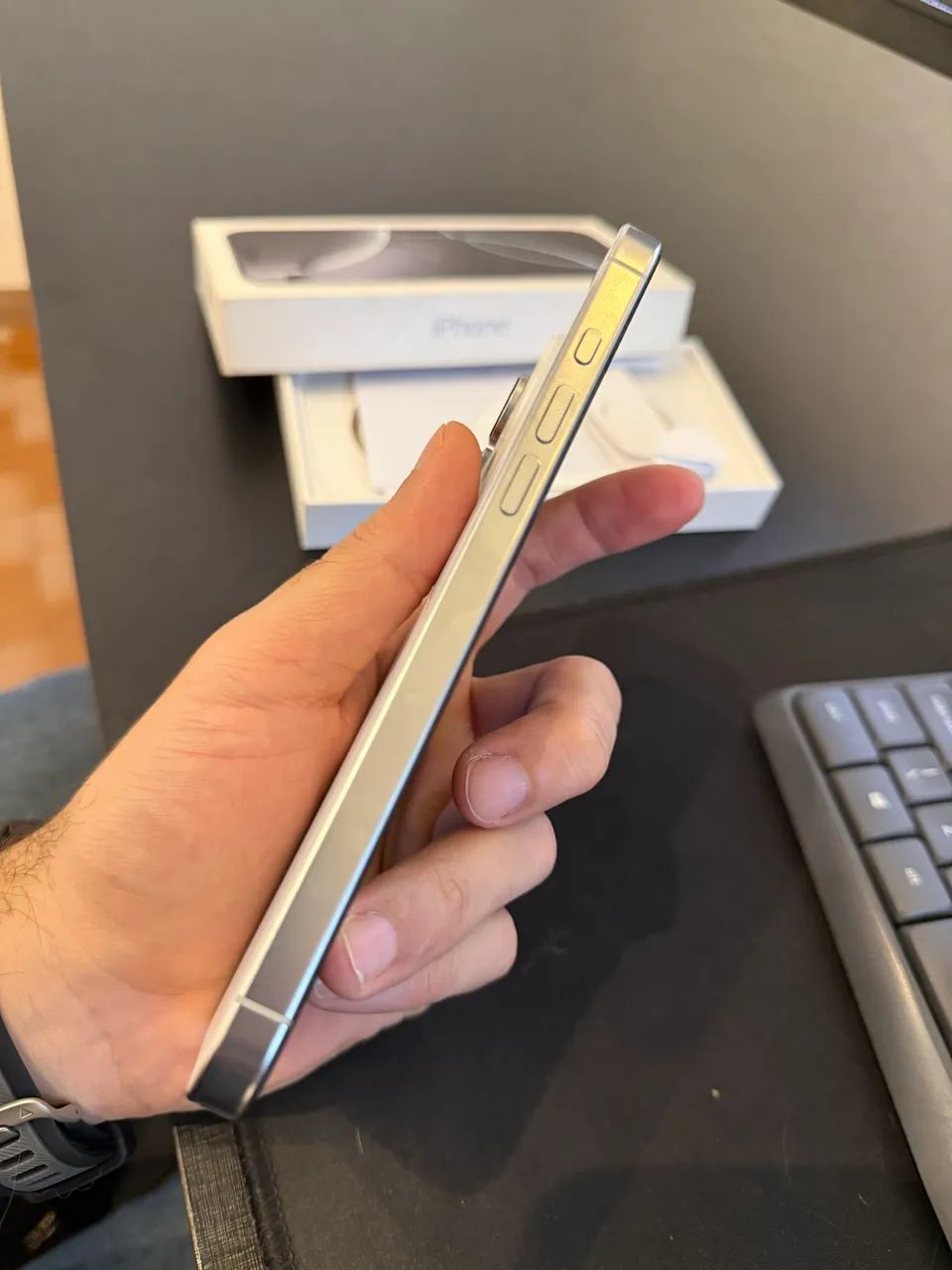 IPhone 16 Pro Max 256gb branco *na caixa zero - Foto 2