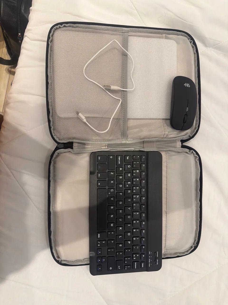 Tablet s9 Fe usado com teclado, mouse, capa e bolsa acompanhado. - Foto 3