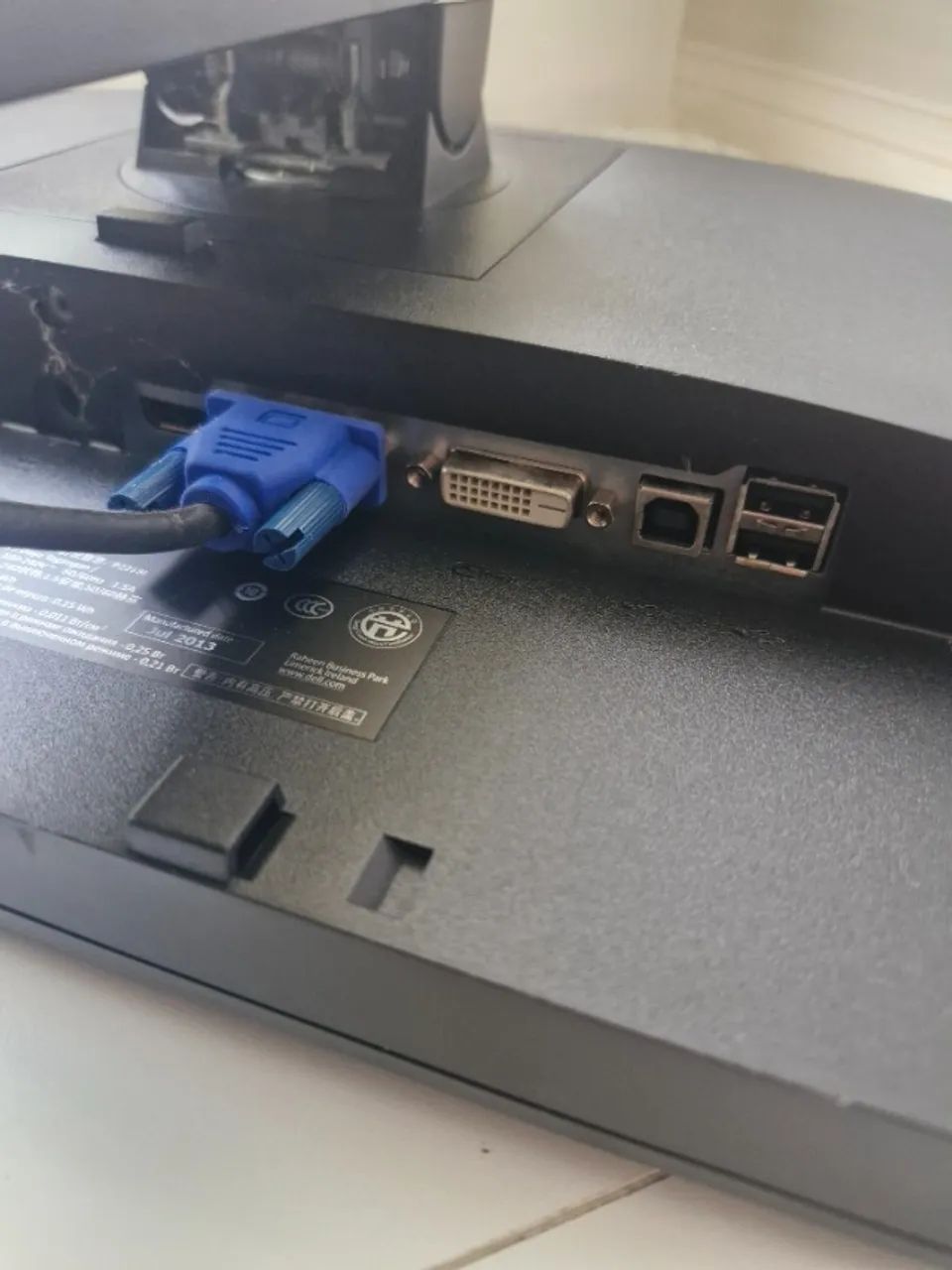 Monitor Dell 22" modelo P2213t - Usado  - Foto 3