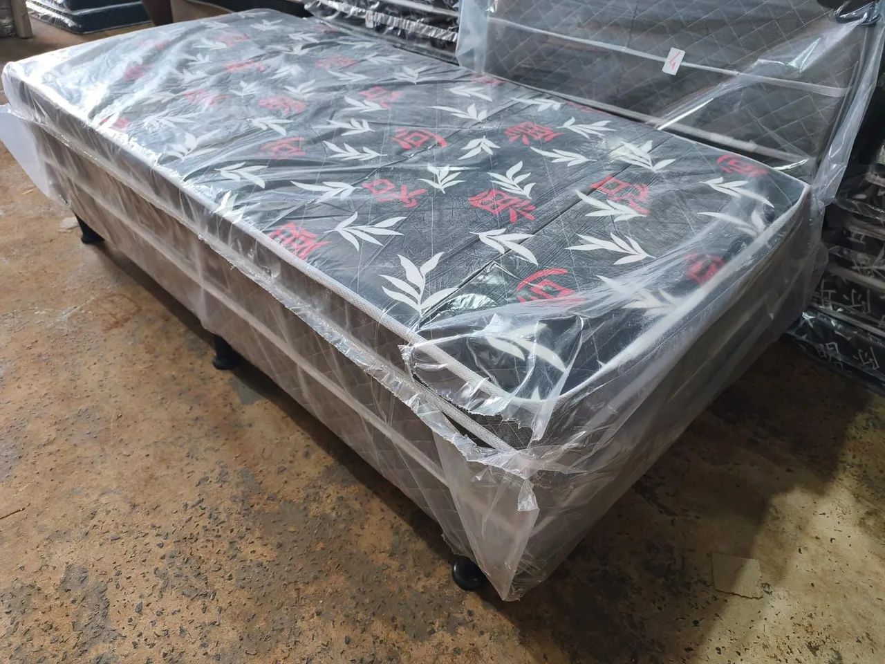 Cama box solteiro conjugada