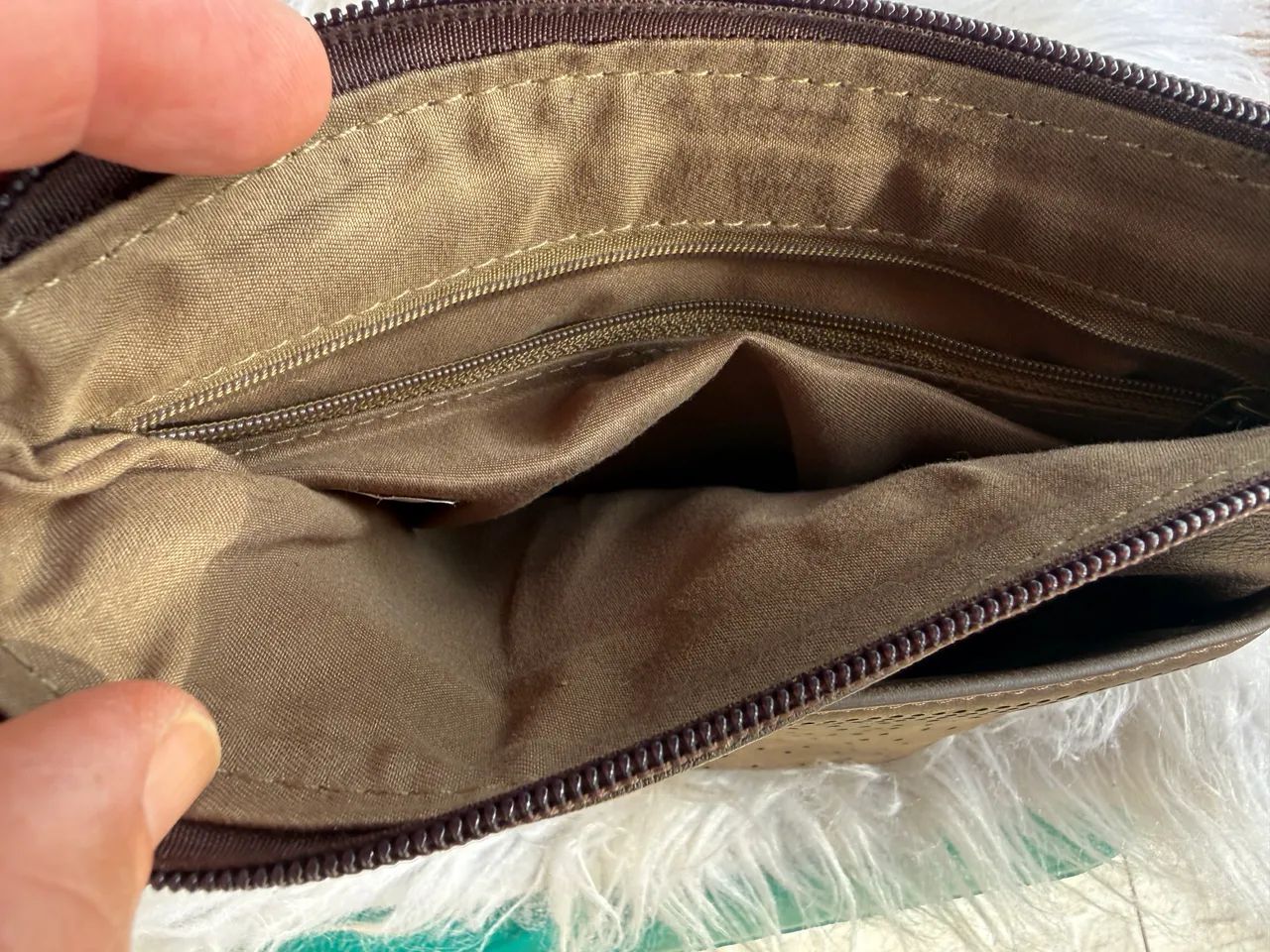 Bolsa  marrom transversal T. Estilo | prática e elegante - Foto 4