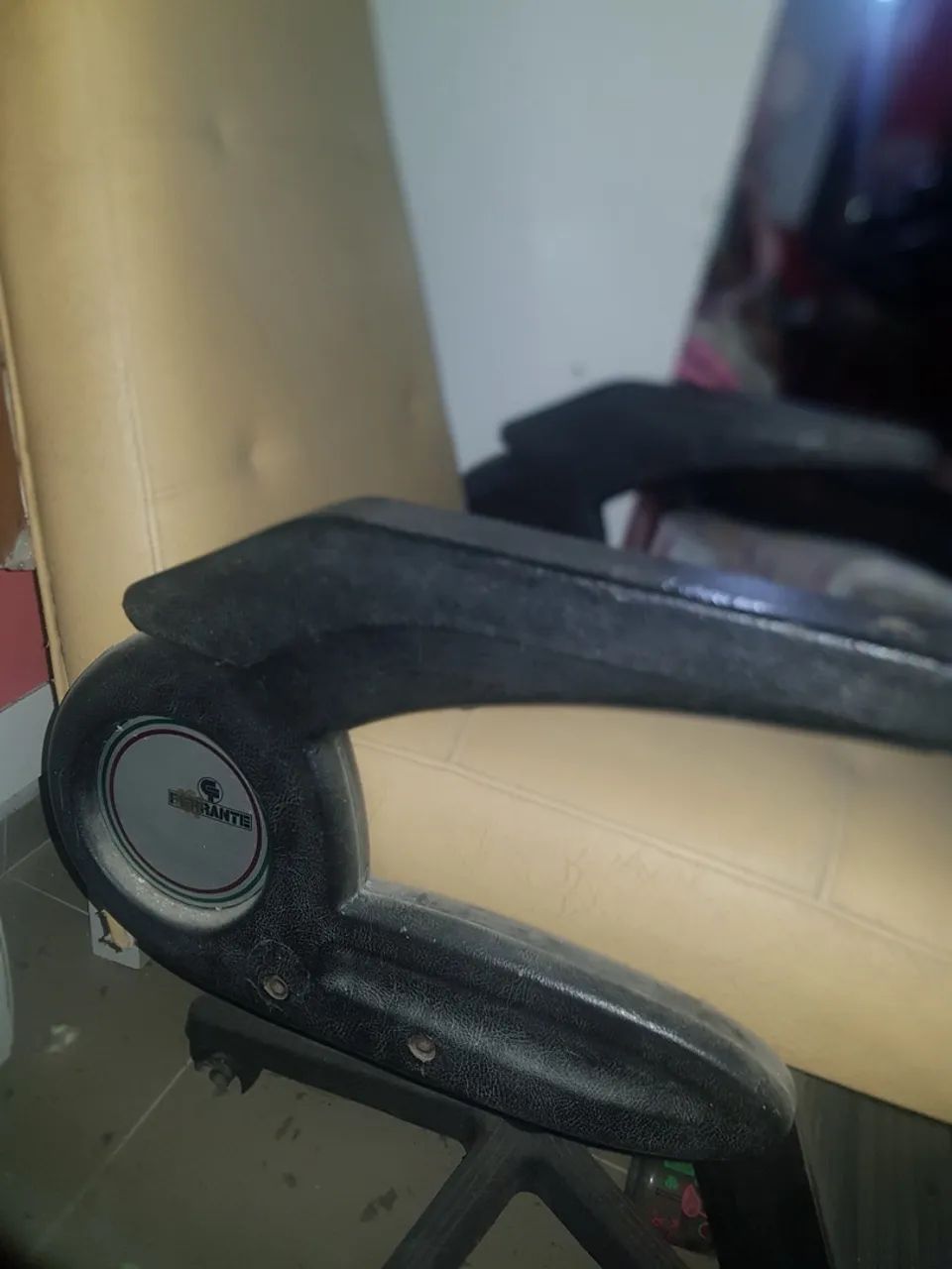 Cadeira barbearia ferrante.  - Foto 3
