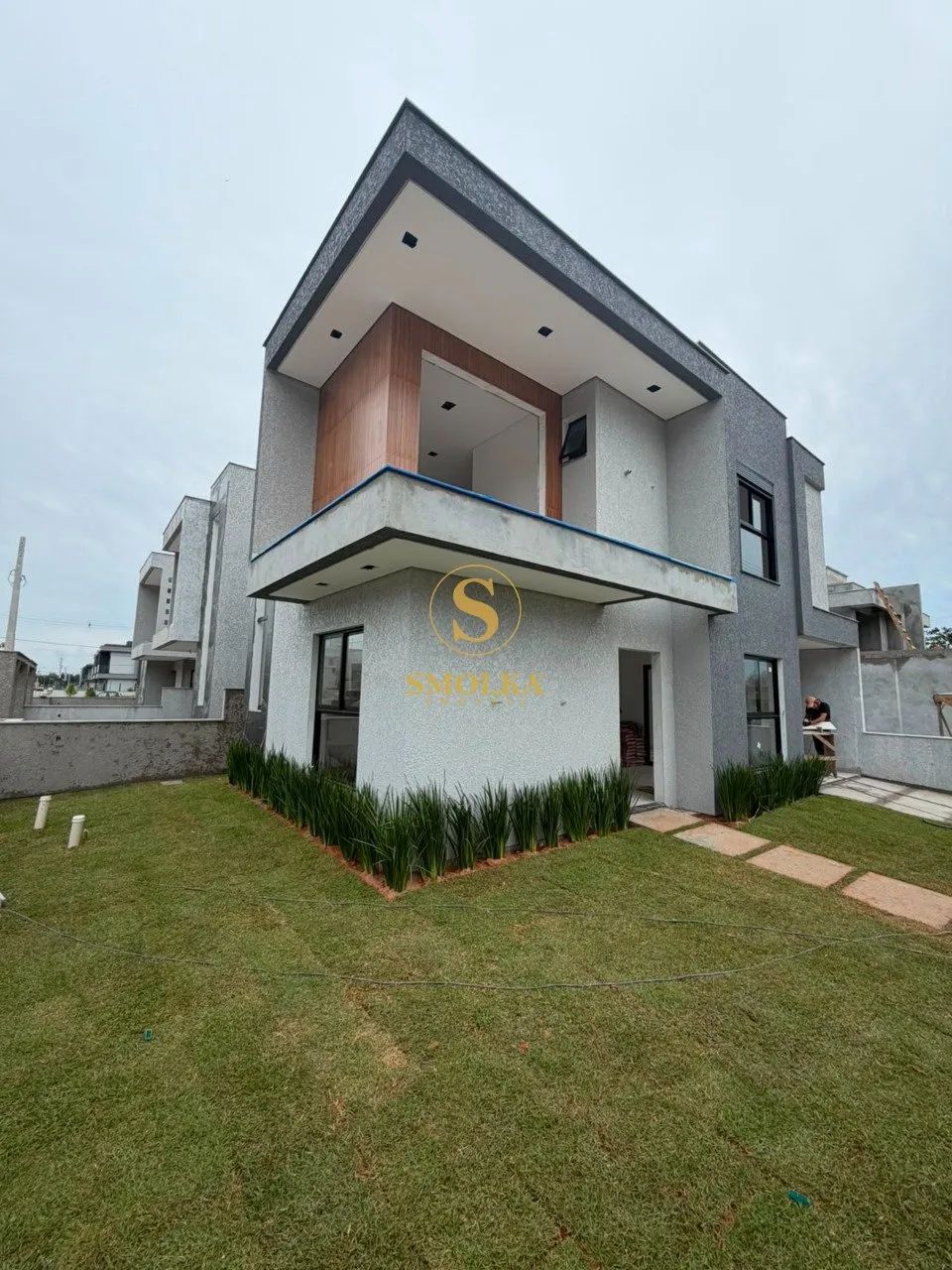 Casa 1 suíte e 2 dormitórios