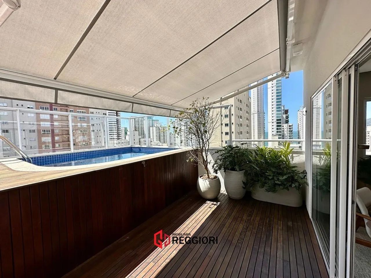 COBERTURA DUPLEX COM PISCINA VISTA MAR CENTRO BC - Foto 2