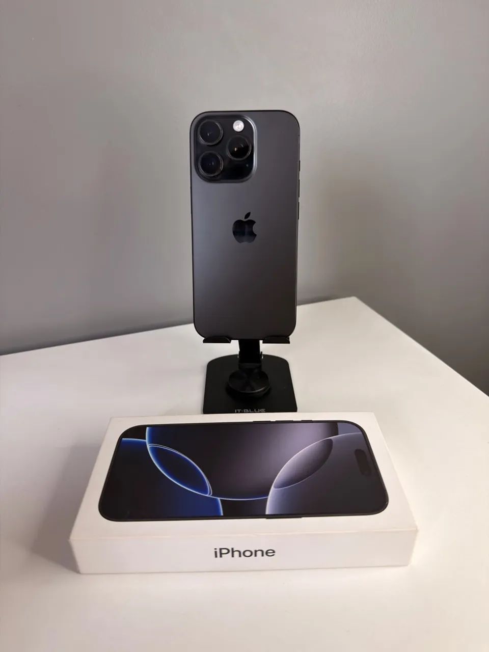 iPhone 16 Pro 512GB -  90% de bateria