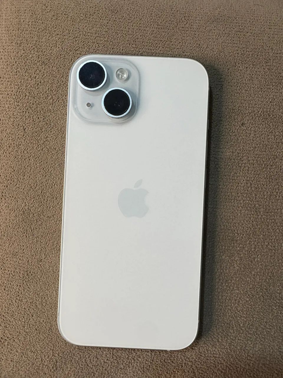 Iphone 15 azul sem marcas - Foto 2