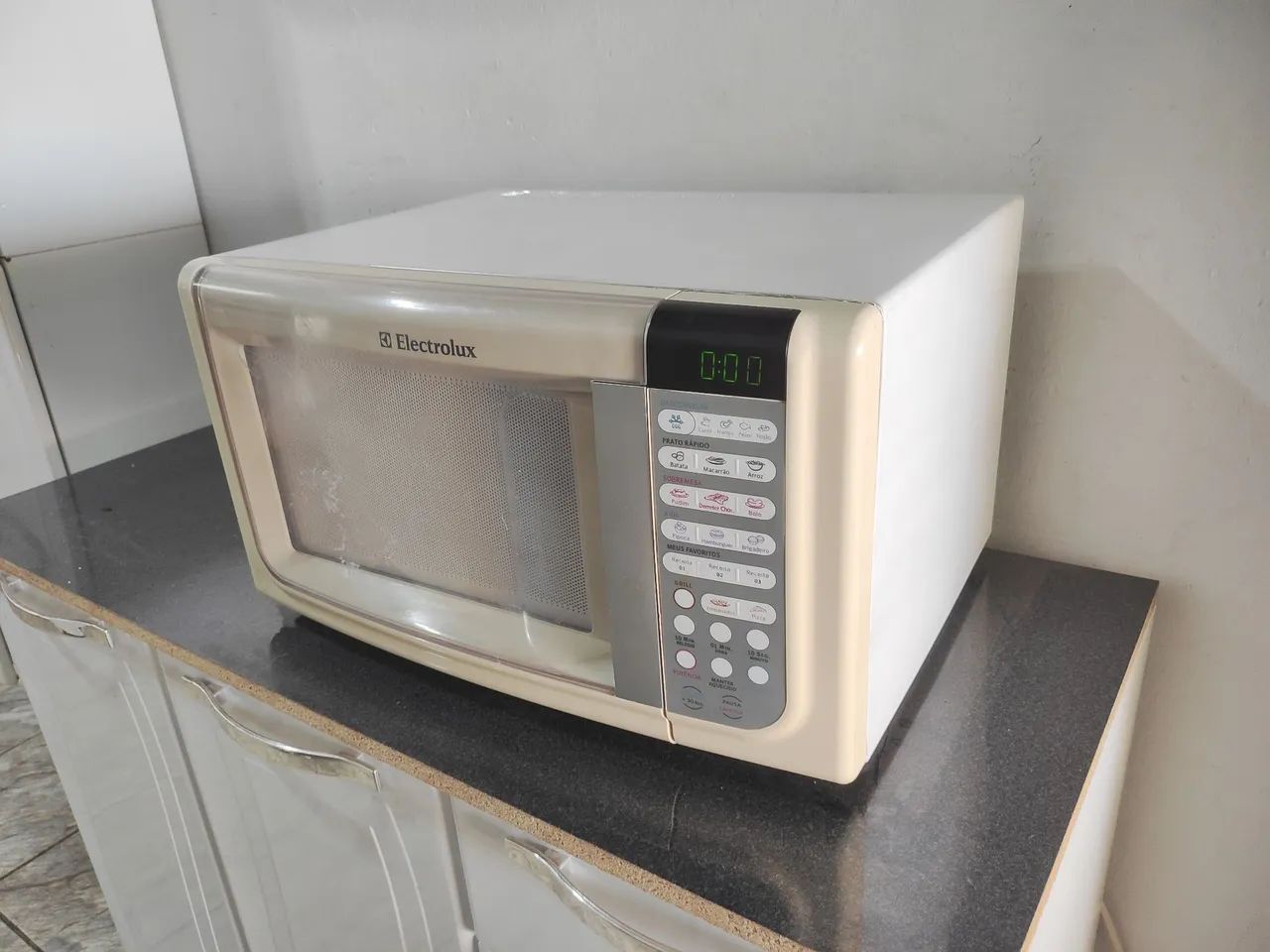 Microondas Electrolux 23 Litros  - Foto 4