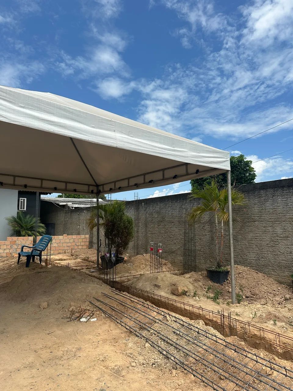 Vende-se uma tenda