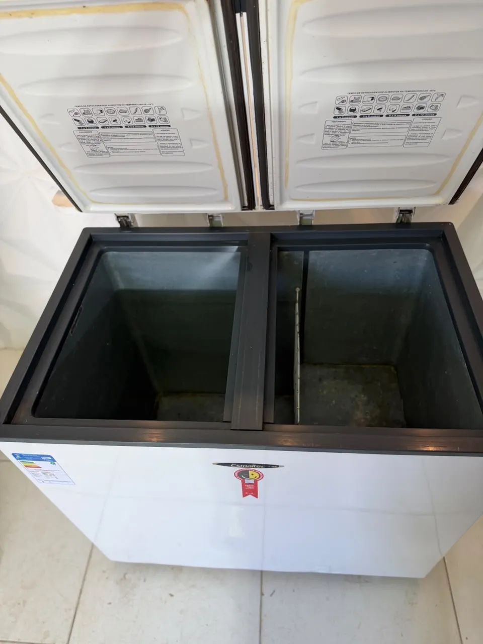 Freezer Duas Tampas - Foto 3