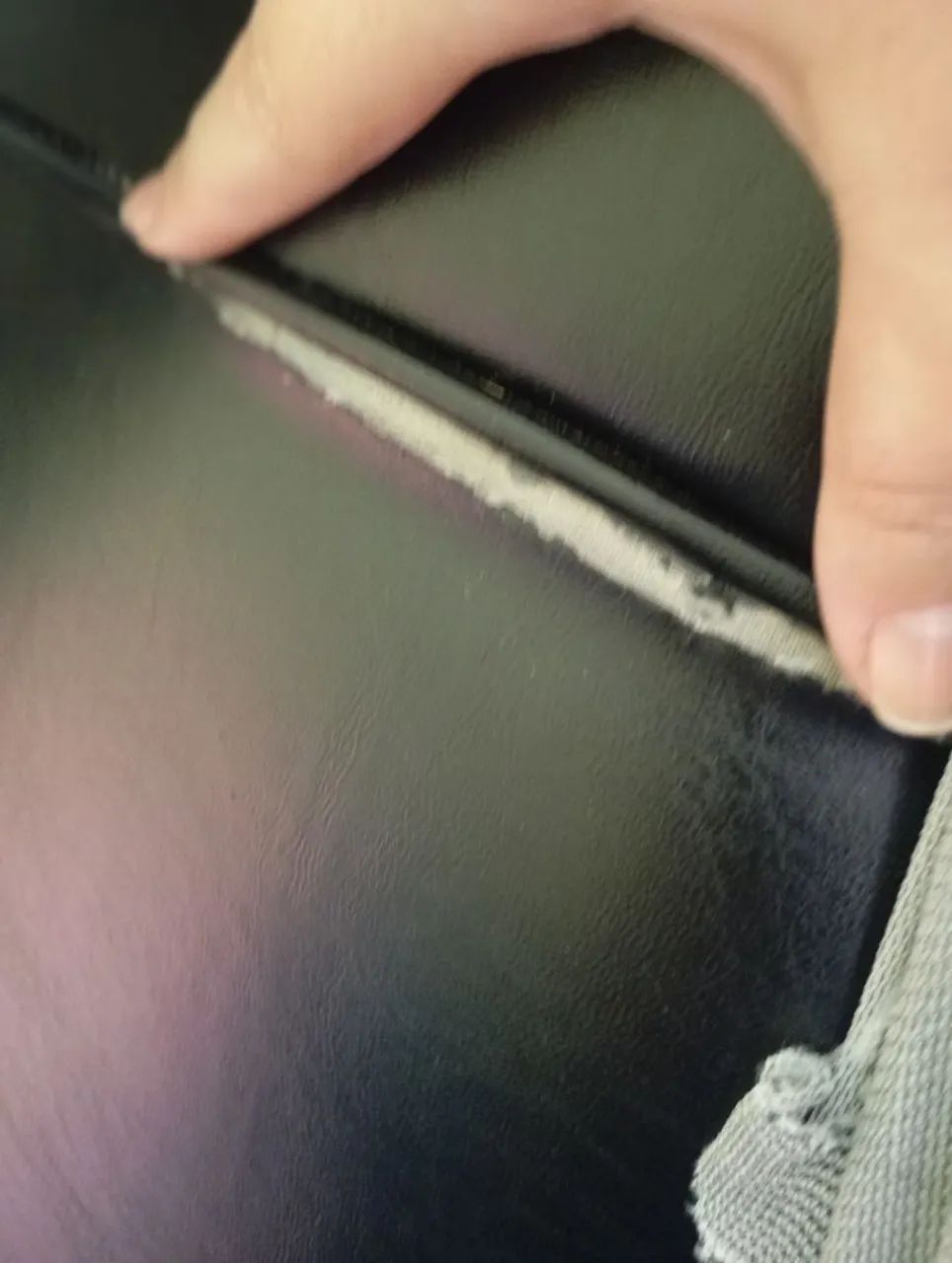 Sofá de Couro 3 lugares - Foto 3